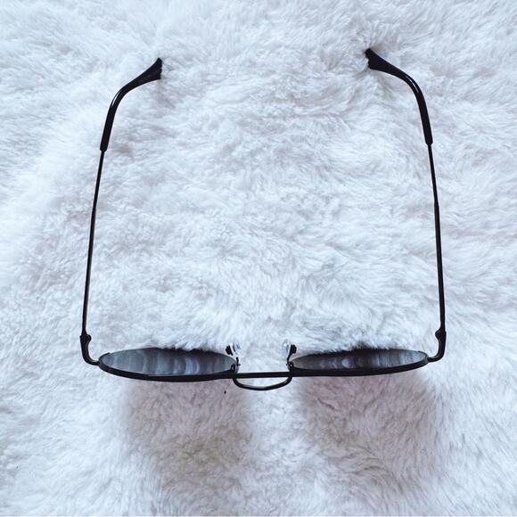 Carly Mirrored Blue & Green Chic Round Sunglasses - Picture 2 of 9